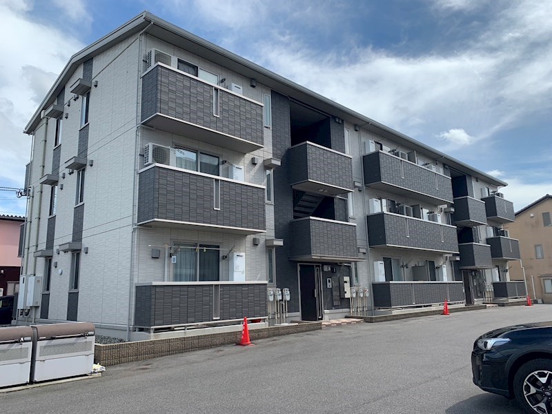 建物外観　ハウスメーカー施工物件。造りがしっかりしてます！オートロック