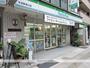 コンビニ　ファミリーマート中央駅西口店（コンビニ）まで307m