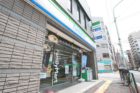 コンビニ　ファミリーマート田端一丁目店（コンビニ）まで278m