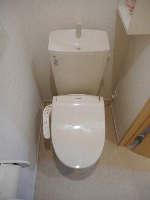 グランベルBのトイレ写真