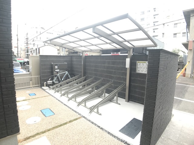 ＪＲ山陽本線 岡山駅 徒歩11分 4階建 築6年の外観写真