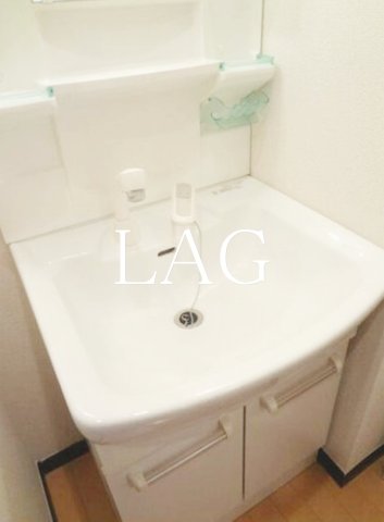 洗面設備　洗面台です。