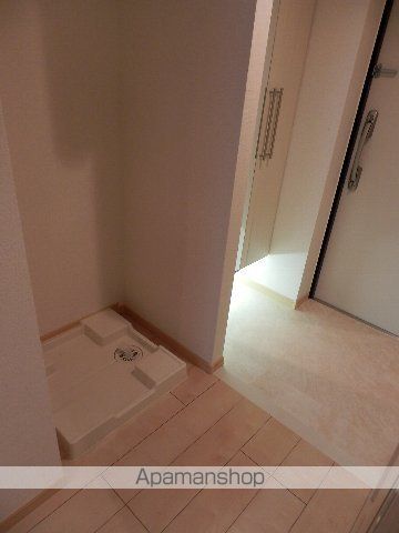 名鉄犬山線 岩倉駅 徒歩5分 3階建 築14年の玄関写真