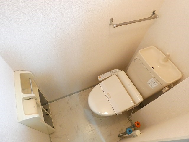 ＪＲ信越本線 川中島駅 徒歩30分 2階建 築34年のトイレ写真