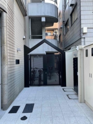 エントランス　☆共用部分☆
