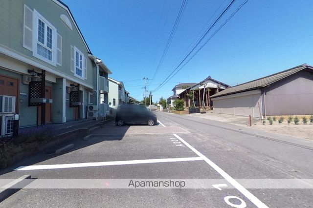 その他　前面道路（その他）まで0m