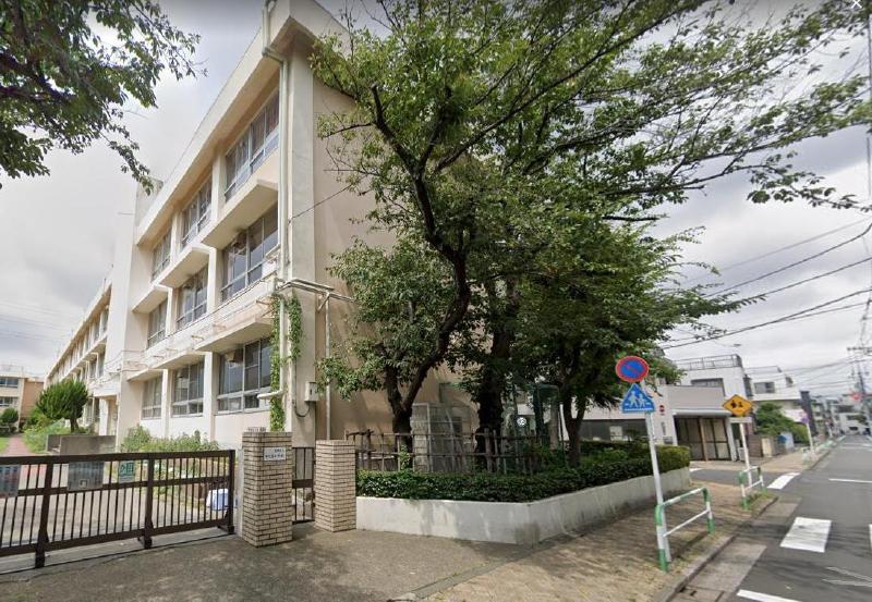 小学校　葛飾区立中之台小学校（小学校）まで650m