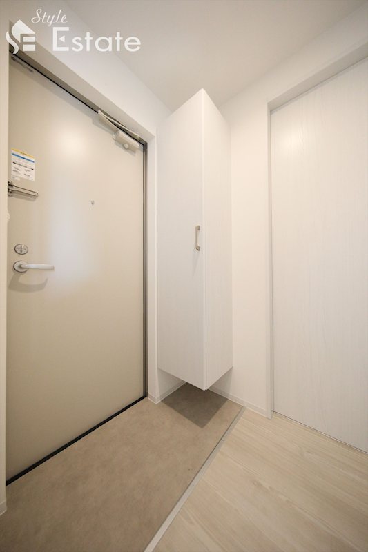 玄関　同仕様内装