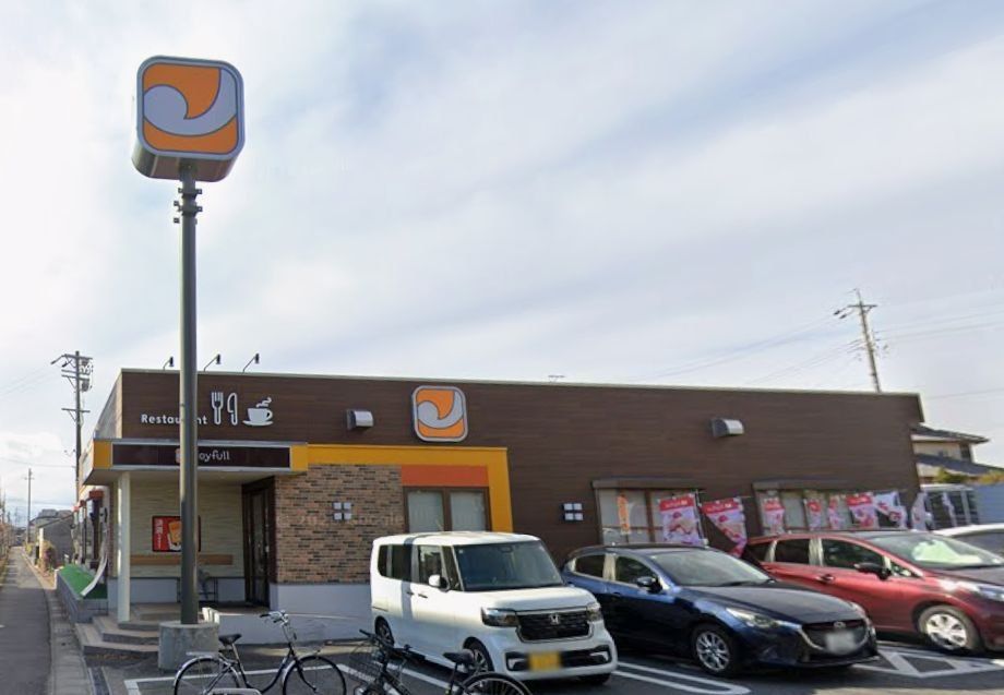 飲食店　ジョイフル刈谷築地店（飲食店）まで560m