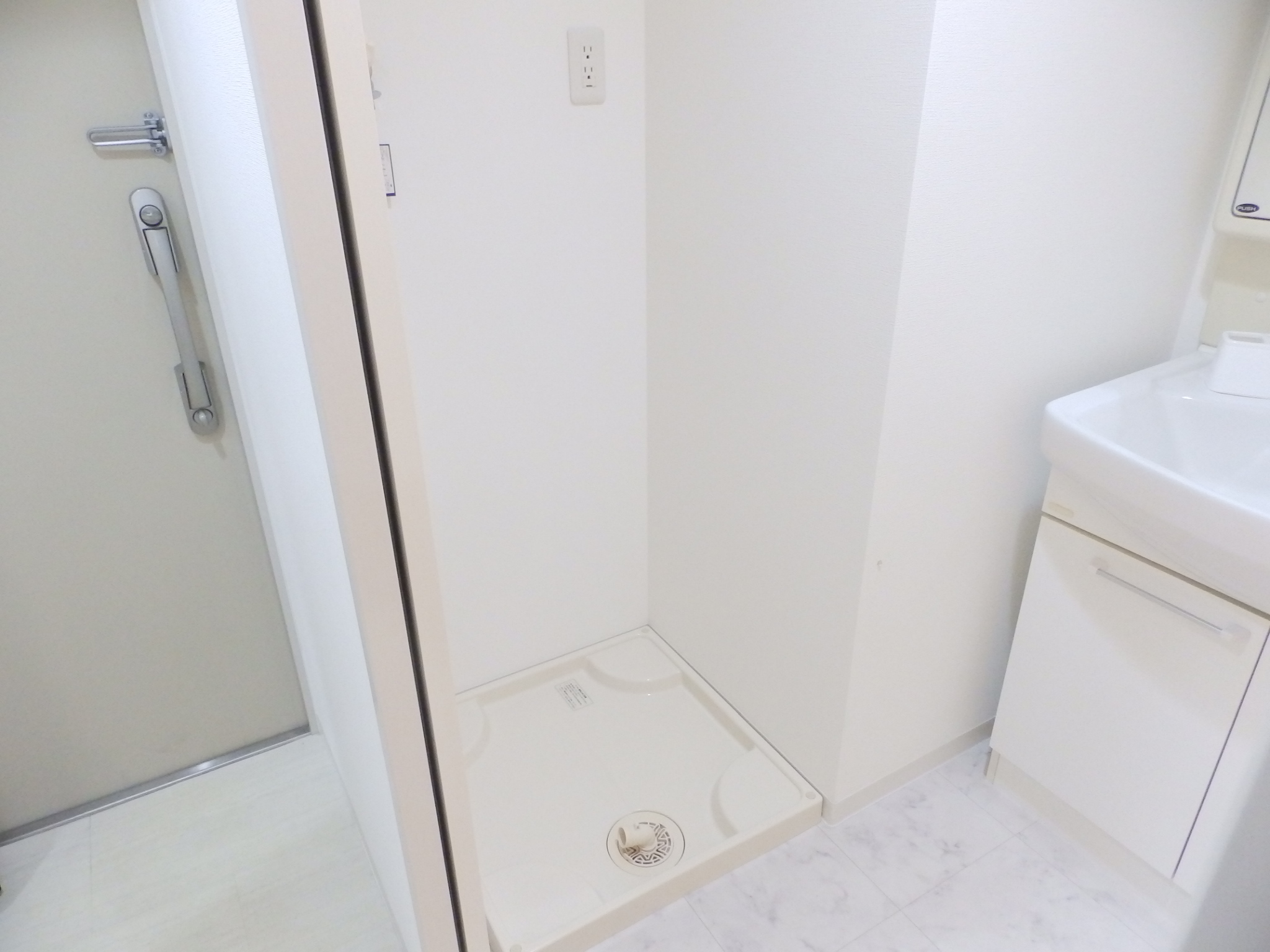 その他　室内洗濯機置場