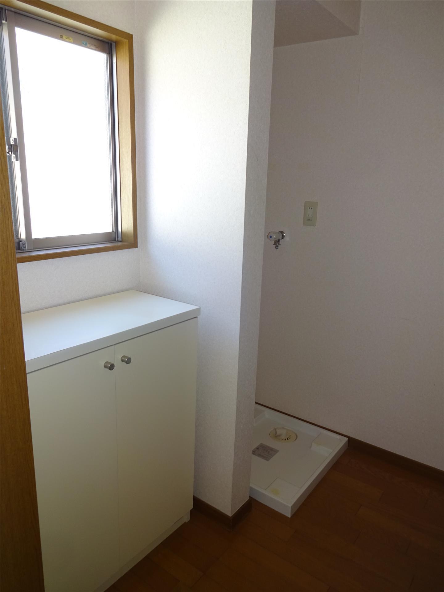 玄関　※室内の写真は全て同タイプ他居室の物となり、イメージです