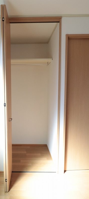 収納　退去予定のため別部屋写真使用