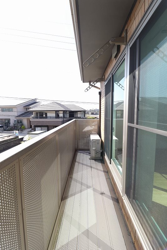 バルコニー　退去予定のため別部屋写真使用