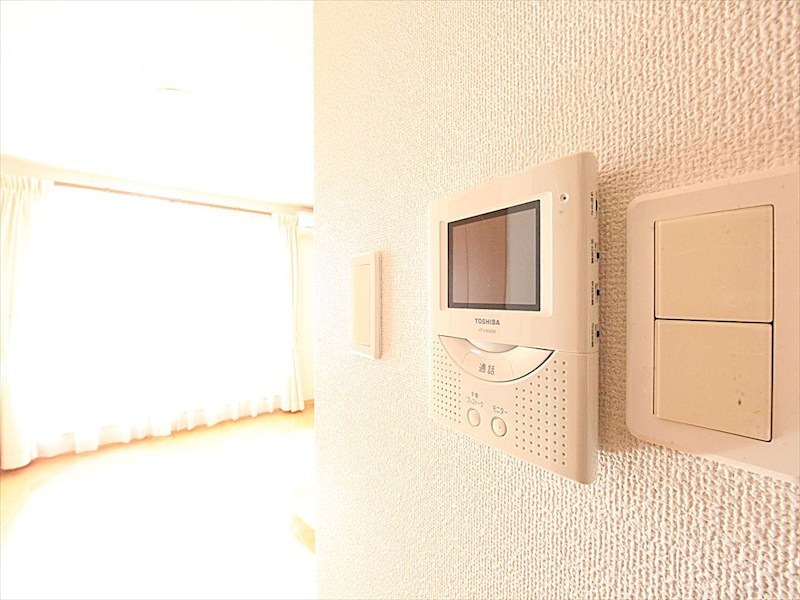 セキュリティ　モニター付きインターホン