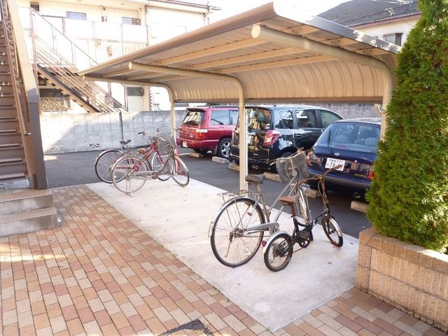 駐車場　自転車置場