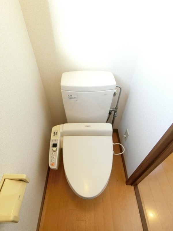 トイレ　図面と現状に相違がある場合には現状を優先