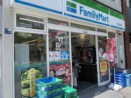コンビニ　ファミリーマート水天宮前店（コンビニ）まで500m