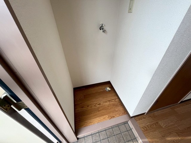 その他　写真は違う号室です。