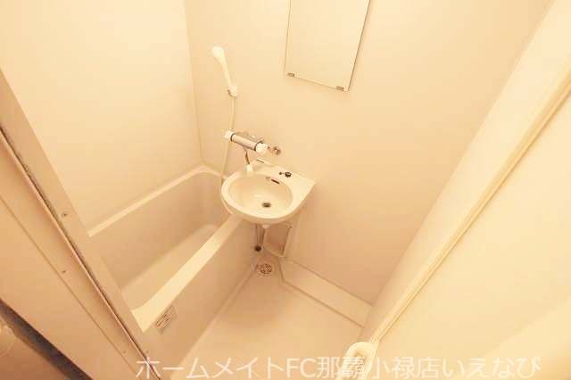 レオパレスサウスヴィラ_内装_2