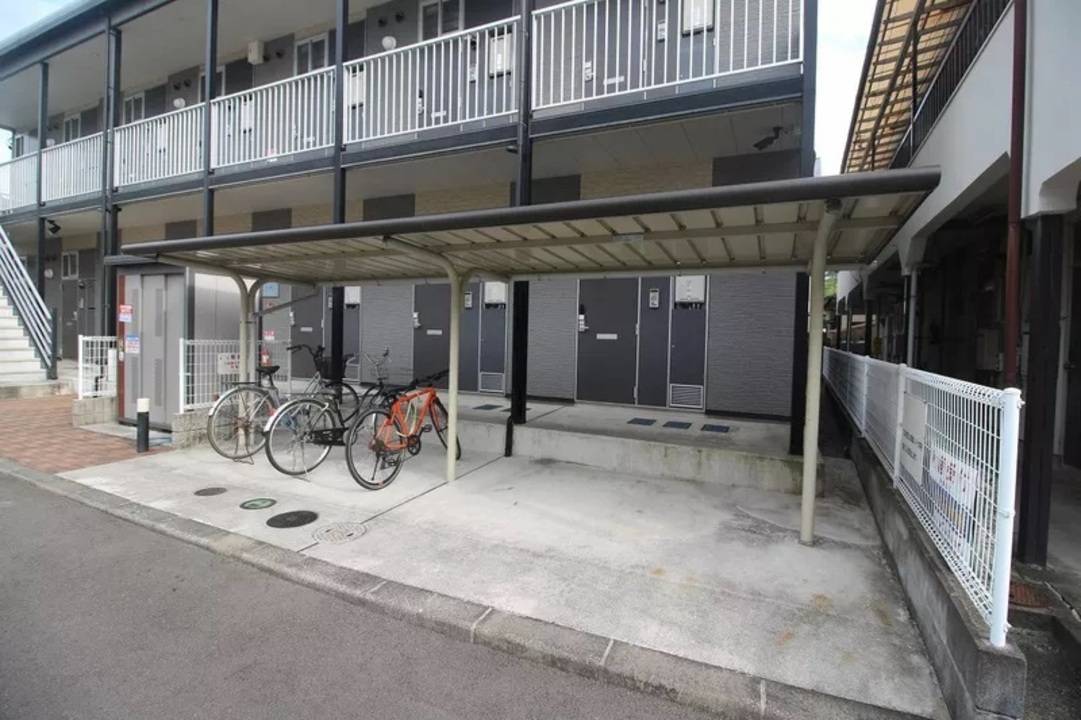 駐車場　駐輪場