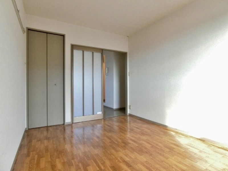 居室・リビング　図面と現状に相違がある場合には現状を優先