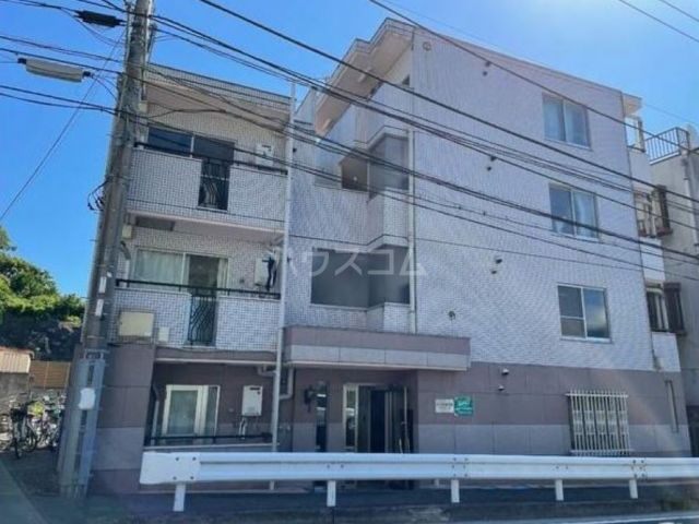 横須賀市長浦町のマンションの建物外観