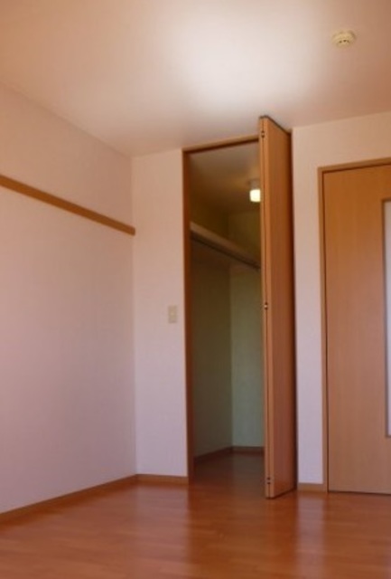 収納　ウォークインクローゼット付で収納たっぷり