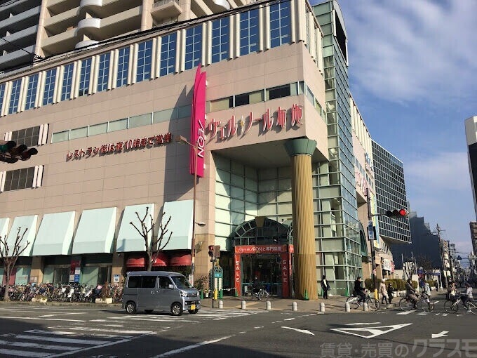 【東大阪市足代北のマンションのショッピングセンター】