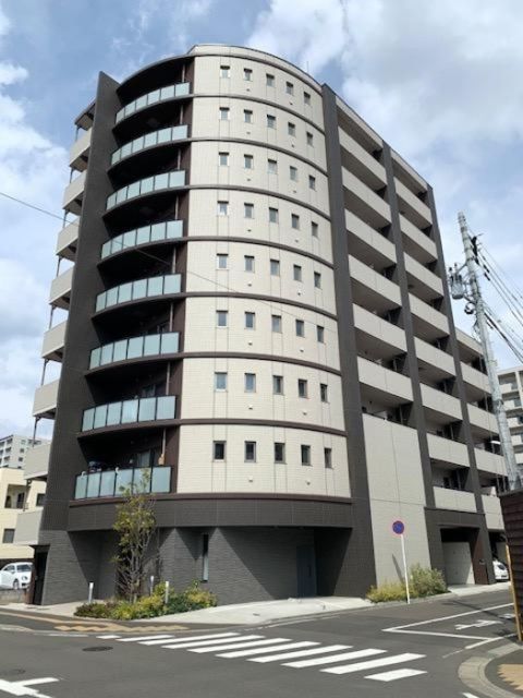 【仙台市宮城野区鉄砲町中のマンションの建物外観】