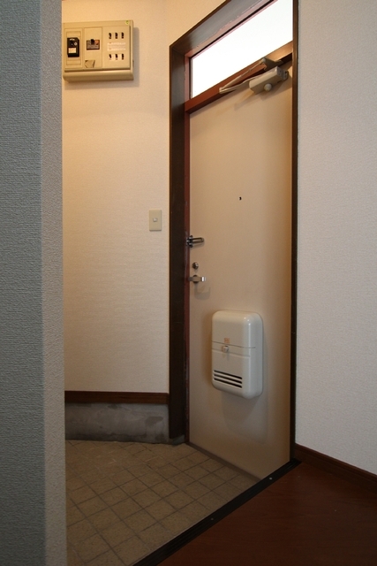 【Ｄｏｒｍｉｔｏｒｙ　ＢｅｌｌIの玄関】