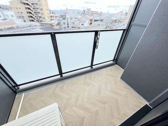 【大阪市旭区森小路のマンションのバルコニー】