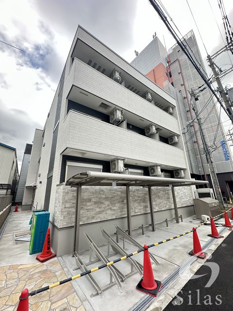 【大阪市淀川区三津屋南のアパートの建物外観】