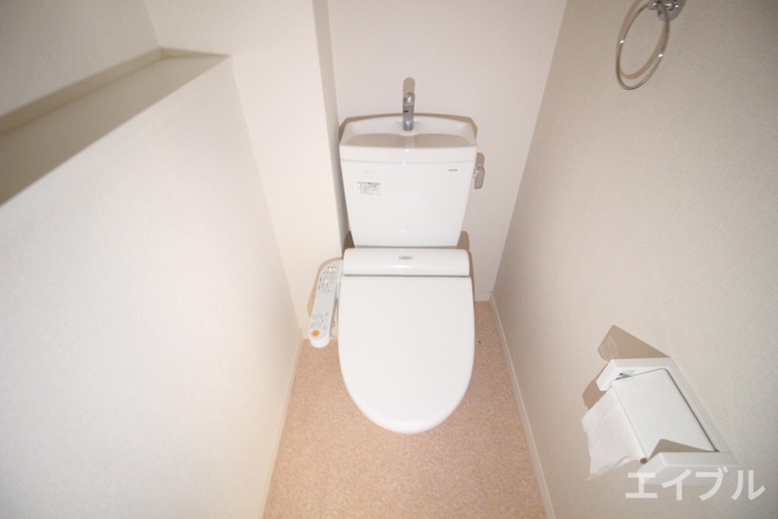 トイレ　※別のお部屋の写真になります。