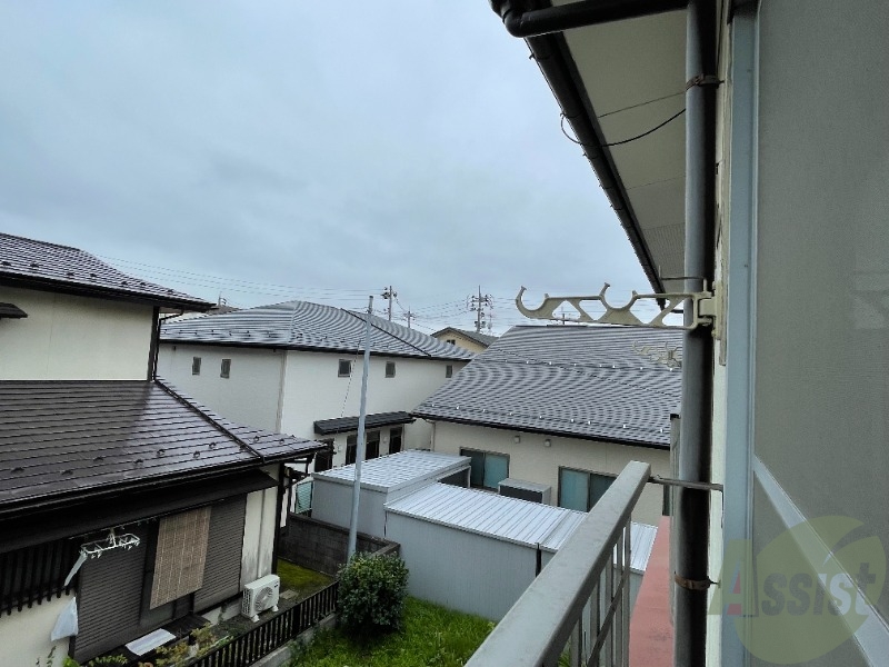 バルコニー　バルコニーはありませんでした。ただ、措置には干せますね