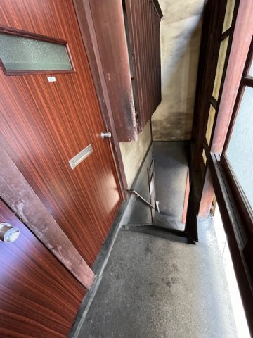 その他共有部分　階段、部屋玄関前
