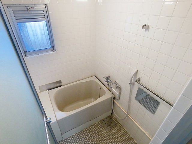 バス・シャワールーム　2025年11月撮影※現況を優先します。