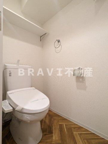 トイレ　【セレニテ堺筋本町プリエ】ゆったりとした空間のトイレです