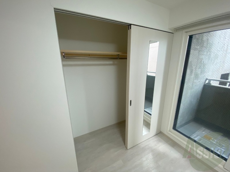 収納　寝室の収納です。部屋がすっきり片付きます。