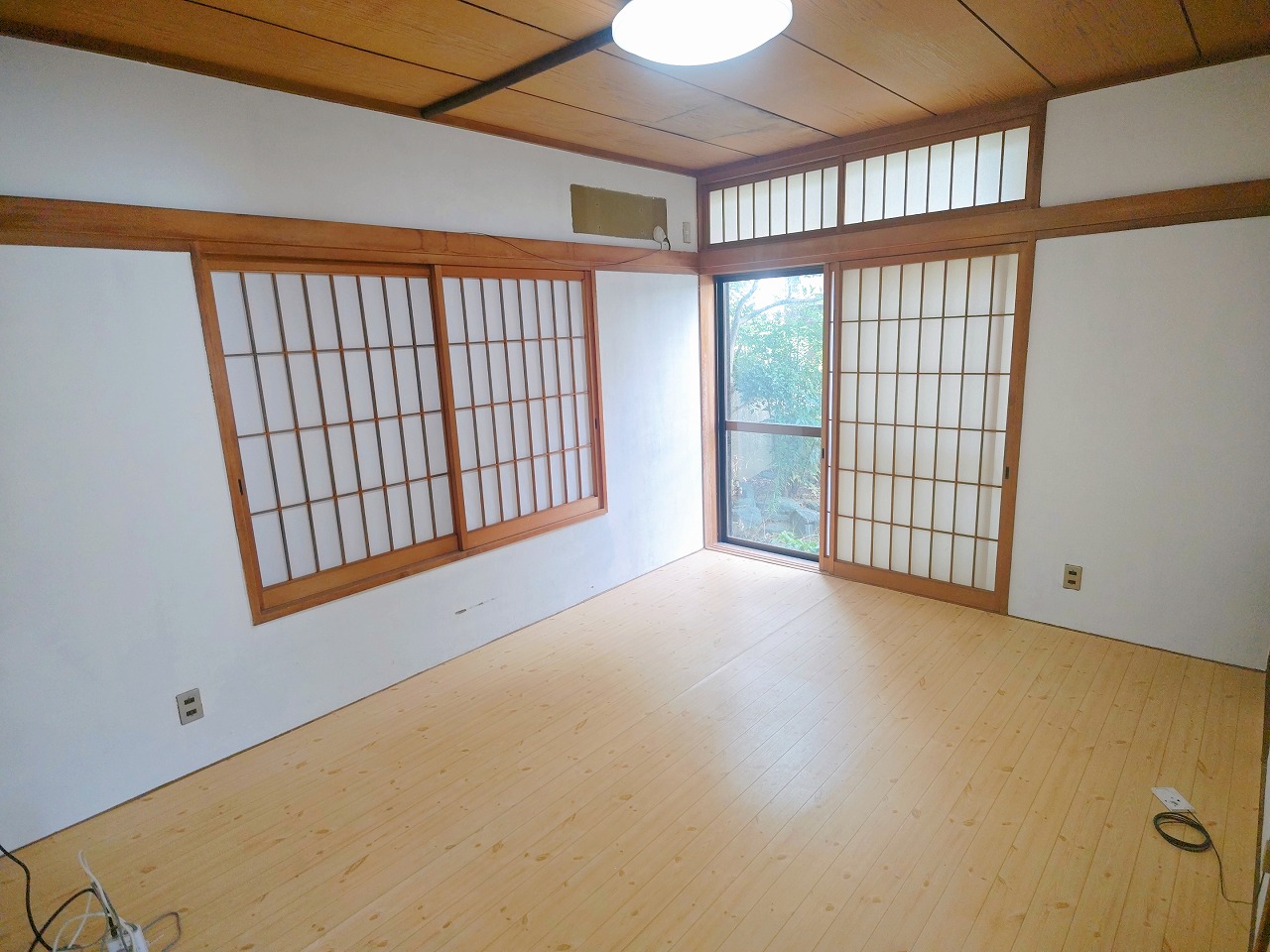 吉田戸建の居間写真