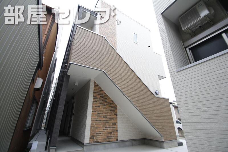 建物外観　デザイナーズアパート。