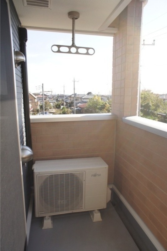 バルコニー　図面と現状に相違がある場合には現状を優先