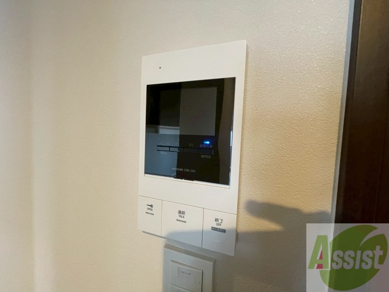 セキュリティ　モニタ付インターホンでセキュリティ面も安心です。
