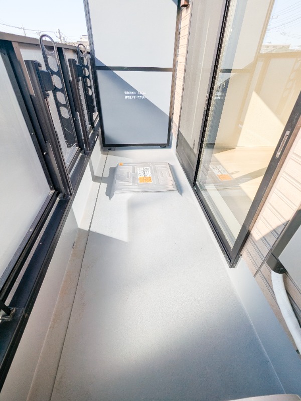 バルコニー　図面と現状に相違がある場合には現状を優先