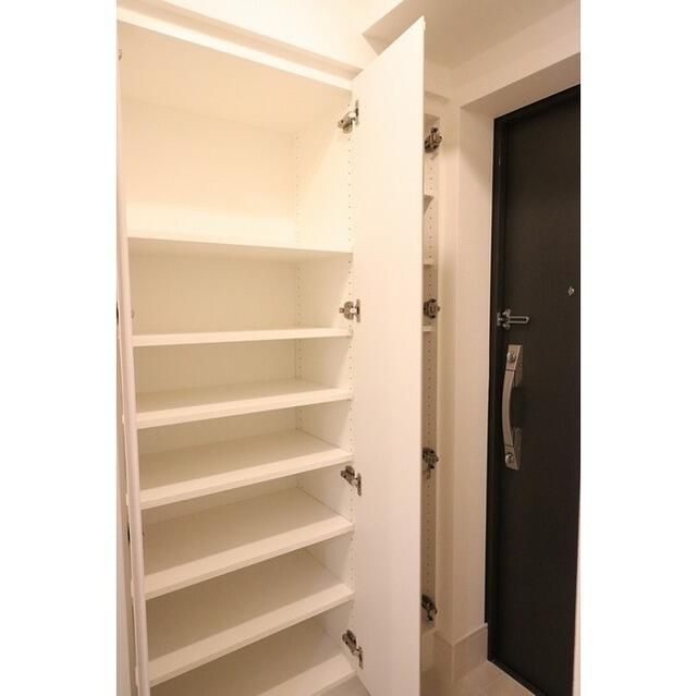 玄関　シンプルで使いやすい玄関です