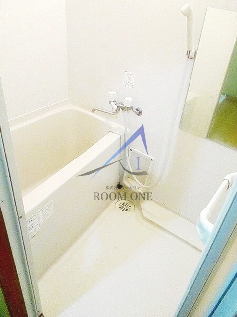 バス・シャワールーム　お風呂です。