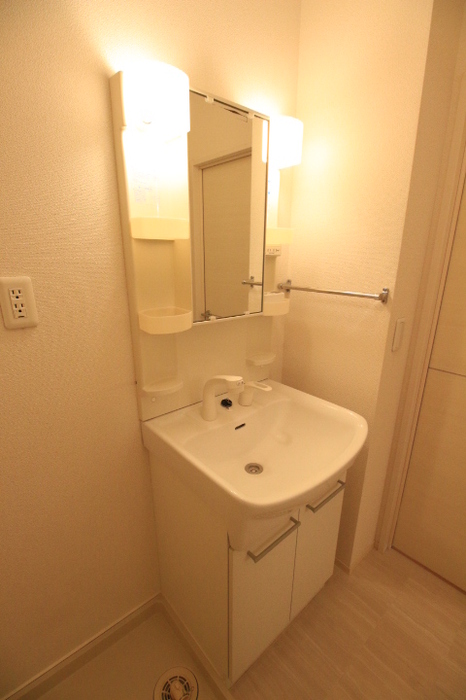 洗面設備　広い洗面スペースです★