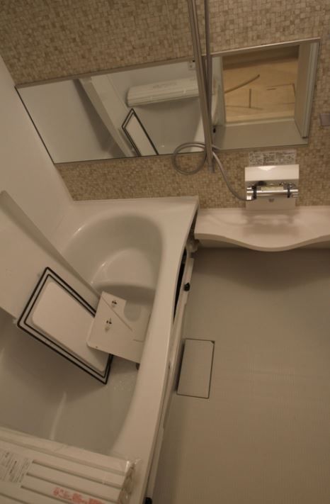 バス・シャワールーム　バス