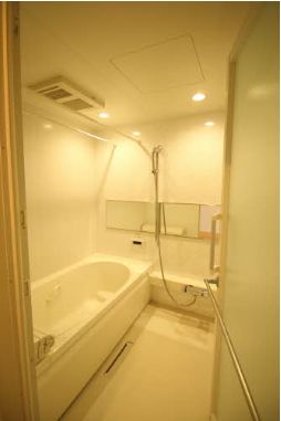 バス・シャワールーム　カラー異なる場合があります