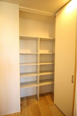 収納　カラー異なる場合があります