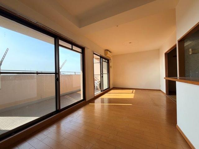 居室・リビング　ＬＤＫ約１５．４帖